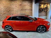 Usado Audi RS3 Sportback Exclusive 400 CV (294 kW) 2017 Rojo Utilitario