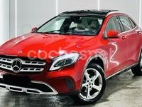 Usado Mercedes GLA180 122 CV (89 kW) 2018 Rojo SUV