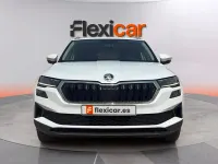 Usado Skoda Karoq Ambition 150 CV (110 kW) 2023 Blanco SUV