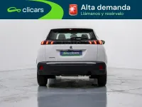 Usado Peugeot 2008 Active 100 CV (73 kW) 2021 Blanco SUV