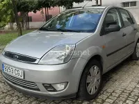 Usado Ford Fiesta Ghia 68 CV (50 kW) 2004 Gris / plata Utilitario