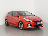 Usado Kia Ceed GT GT-Line 120 CV (88 kW) 2018 Rojo Berlina