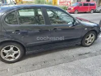 Usado Seat Leon Sport 105 CV (77 kW) 2004 Negro Utilitario
