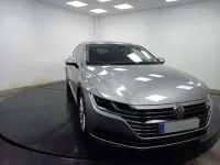 Usado VW Arteon 151 CV (111 kW) 2019 Gris Utilitario