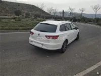 Usado Seat Leon ST CONNECT 110 CV (80 kW) 2016 Blanco Familiar