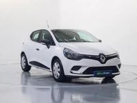Usado Renault Clio IV Life 75 CV (55 kW) 2017 Blanco Berlina