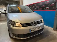 Usado VW Touran Edition 105 CV (77 kW) 2014 Gris / plata Monovolumen