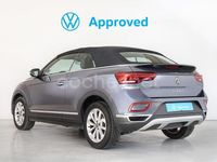 Usado VW T-Roc Style 150 CV (110 kW) 2023 Gris / plata SUV
