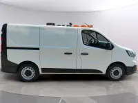 Usado Renault Trafic 110 CV (80 kW) 2022 Blanco Monovolumen