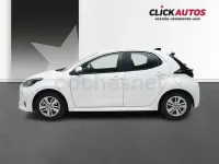 Usado Toyota Yaris Hybrid Business Edition 116 CV (85 kW) 2025 Blanco Berlina