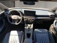 Usado Cupra Leon 150 CV (110 kW) 2023 Azul Berlina