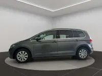 Usado VW Touran 150 CV (110 kW) 2016 Gris Monovolumen