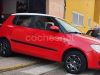 Usado Skoda Fabia 60 CV (44 kW) 2010 Rojo Berlina