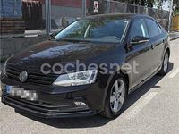 Usado VW Jetta Advance 110 CV (80 kW) 2015 Negro Berlina