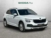 Usado Skoda Kamiq Selection 116 CV (85 kW) 2024 Blanco SUV