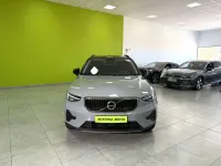 Usado Volvo XC40 163 CV (119 kW) 2024 Gris SUV
