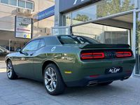 usado Dodge Challenger SXT RWD