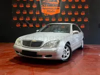 Usado Mercedes S320 224 CV (164 kW) 2001 Gris / plata Berlina