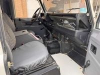 Usado Land Rover Defender 122 CV (89 kW) 2001 Blanco SUV