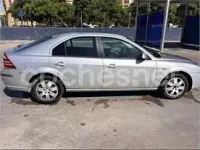 Usado Ford Mondeo Trend 130 CV (95 kW) 2007 Gris / plata Berlina