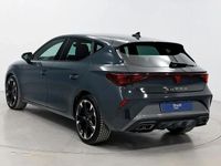 Używany Cupra Leon 150 KM (110 kW) 2024 Niebieski Sedan/Limuzyna
