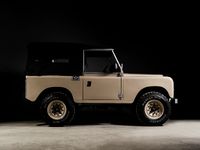 Usado Land Rover 3 67 CV (49 kW) 1982 Beig