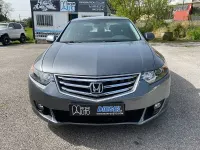 Usado Honda Accord Executive 150 CV (110 kW) 2011 Gris / plata Berlina