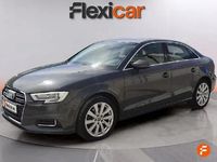 Usado Audi A3 116 HP (85 kW) 2018 Cinzento Sedan