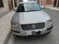 Usado VW Passat Edition 100 CV (73 kW) 2003 Gris / plata Berlina