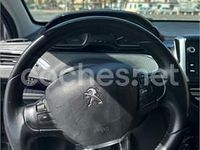 Usado Peugeot 2008 Access 82 CV (60 kW) 2017 Gris / plata SUV