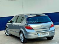 Usado Opel Astra Sport 120 CV (88 kW) 2006 Gris / plata Familiar