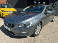 Usado Volvo S60 Momentum 190 CV (139 kW) 2015 Gris / plata Berlina