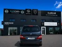 Usado SsangYong Rodius 165 CV (121 kW) 2013 Gris Monovolumen