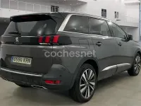 Usado Peugeot 5008 GT-line 130 CV (95 kW) 2018 Gris / plata SUV