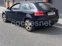Usado Audi A3 Ambiente 102 CV (75 kW) 2004 Azul Utilitario