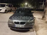 Usado BMW 525 163 CV (119 kW) 2005 Azul Familiar