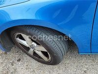 Usado Volvo V40 Kinetic 120 CV (88 kW) 2016 Azul Berlina