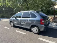 Usado Citroën Xsara Picasso Exclusive 92 CV (67 kW) 2007 Azul Monovolumen