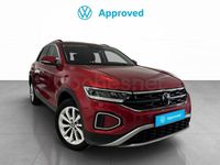 Usado VW T-Roc Life 150 CV (110 kW) 2023 Rojo SUV