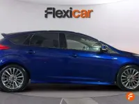Usado Ford Focus ST-Line 125 CV (91 kW) 2018 Azul Utilitario