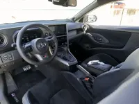 Usado Toyota Yaris 280 CV (205 kW) 2024 Blanco Berlina