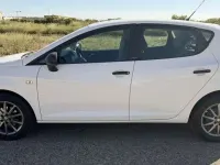 Usado Seat Ibiza Reference 69 CV (50 kW) 2015 Blanco Utilitario