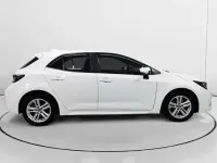 Usado Toyota Corolla Active 140 CV (102 kW) 2023 Blanco Berlina
