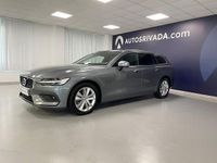 Usado Volvo V60 Momentum 190 CV (139 kW) 2020 Gris brich light metalizado Familiar