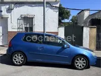 Usado VW Golf IV Sportline 105 CV (77 kW) 2004 Azul Berlina