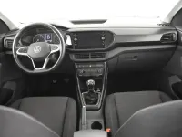 Usado VW T-Cross Advance 110 CV (80 kW) 2021 Gris/plata SUV