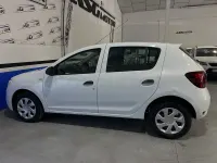 Usado Dacia Sandero Ambiance 75 CV (55 kW) 2018 Blanco Berlina