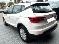 Usado Seat Arona Ecomotive 95 CV (69 kW) 2019 Blanco SUV