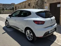 Usado Renault Clio IV LIMITED 75 CV (55 kW) 2015 Blanco Berlina