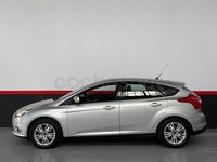 Usado Ford Focus Trend 125 CV (91 kW) 2011 Gris / plata Berlina